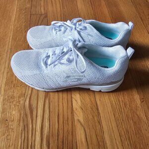 Skechees Air Cooled Memory Foam Women's 10